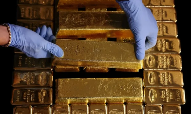 فوری؛ دولت حجم وسیعی از طلا را به حراج گذاشت / نحوه شرکت در حراج فوری؛ دولت حجم وسیعی از طلا را به حراج گذاشت / نحوه شرکت در حراج