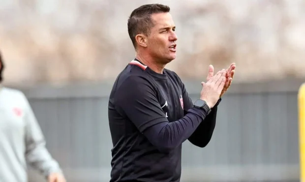 باشگاه پرسپولیس اوسمار را دور زد!