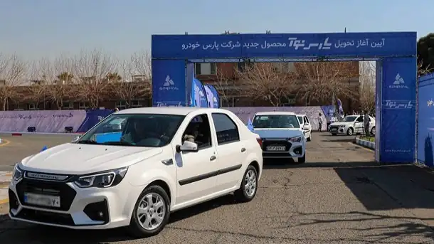 خودرو جدید پارس نوآ به دست مشتریان رسید