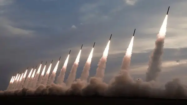 ایرانیها تضمین کردهاند که اسرائیل و کل منطقه را به آتش میکشند! ایرانیها تضمین کردهاند که اسرائیل و کل منطقه را به آتش میکشند!