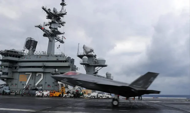 ایران با این موشکها ناوهای آمریکایی را نابود می کند ایران با این موشکها ناوهای آمریکایی را نابود می کند