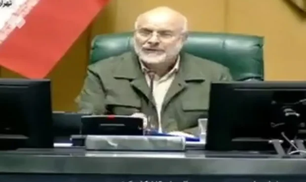 توضیح قالیباف درباره بنزین ۶۰هزار تومانی در سال ۱۴۰۵ توضیح قالیباف درباره بنزین ۶۰هزار تومانی در سال ۱۴۰۵