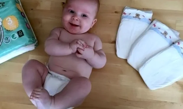 کار مردم به خرید قسطی پوشک بچه رسید