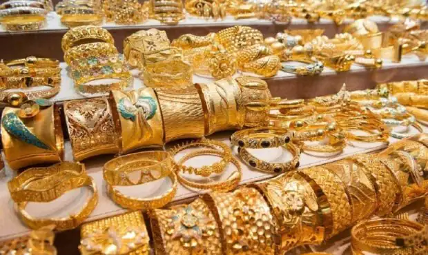 قیمت طلا و سکه امروز دوشنبه ۲۷ بهمن ۱۴۰۴ / قیمت طلای ۱۸ عیار کاهش یافت! + جدول