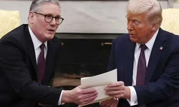 گفتگوی مهم ترامپ و نخست وزیر انگلیس درباره ایران / ماجرا چیست؟ گفتگوی مهم ترامپ و نخست وزیر انگلیس درباره ایران / ماجرا چیست؟