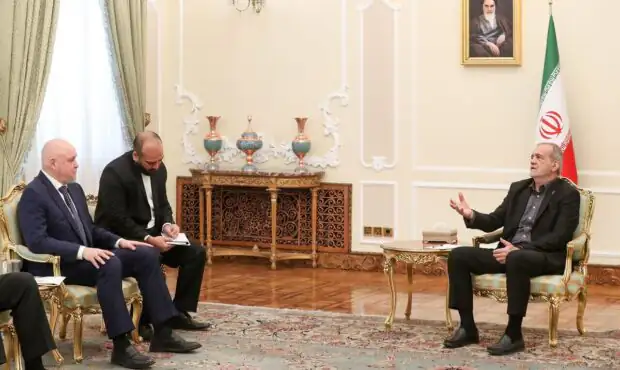 فوری؛ دیدار مهم پزشکیان با فرستاده پوتین / پیام روسیه به ایران رسید فوری؛ دیدار مهم پزشکیان با فرستاده پوتین / پیام روسیه به ایران رسید