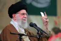 بازتاب سخنان رهبر انقلاب درباره نابودی ناوهای آمریکایی در رسانههای جهان بازتاب سخنان رهبر انقلاب درباره نابودی ناوهای آمریکایی در رسانههای جهان