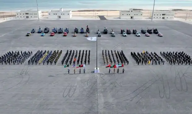 آرایش بی‌سابقه تجهیزات نظامی در خاورمیانه / افزایش خطر حمله به روایت رسانه آمریکایی