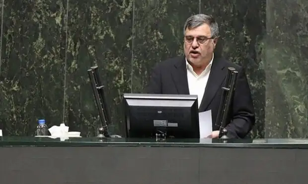 نماینده مجلس: برخی مدیران از تصمیمگیری میترسند نماینده مجلس: برخی مدیران از تصمیمگیری میترسند