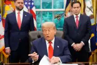 جلسه «اتاق وضعیت» کاخ سفید درباره ایران / آیا توافق هسته‌ای جدید در راه است؟