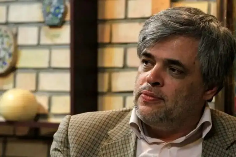 حمله شدید مهاجری به وزیر کشور / ایام آب در هاون کوبیدن‌تان مستدام!