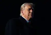 منشا پیامک عجیب درباره ترامپ اعلام شد/ «رئیس‌جمهور آمریکا مرد عمل است منتظر باشید»!