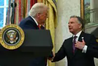 انتظار ترامپ برای موافقت ۲ مقام آمریکایی برای حمله به ایران