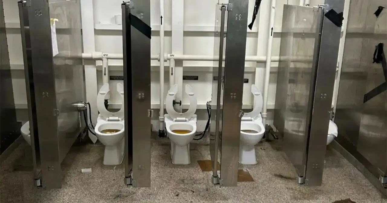 بحران خاموش در دل پیشرفته‌ترین ناو جهان / ناو جرالد فورد زمین‌گیر شد