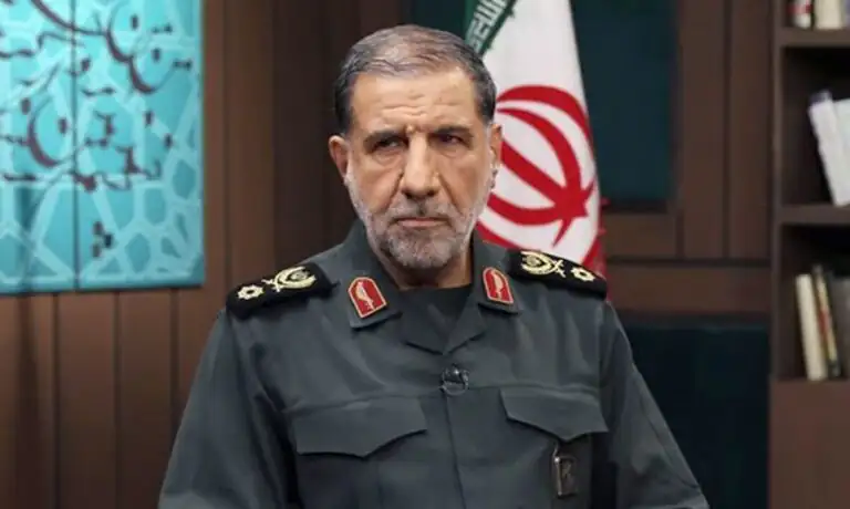 هشدار سردار کوثری به آمریکا / ناوهای خود را از منطقه خارج کنید!