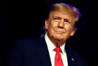 اولین دیدار ترامپ پس از مذاکرات با این چهره بود+ عکس