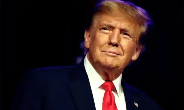 اولین دیدار ترامپ پس از مذاکرات با این چهره بود+ عکس