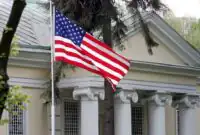 تحرکات مشکوک در کاخ سفید هم‌زمان با گفت‌و‌گو‌های ژنو/ آمریکا در مسیر دیپلماسی یا گزینه نظامی؟