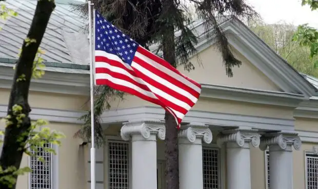 تحرکات مشکوک در کاخ سفید هم‌زمان با گفت‌و‌گو‌های ژنو/ آمریکا در مسیر دیپلماسی یا گزینه نظامی؟