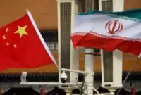 آیا «دیوار آتش بزرگ چین» دور تا دور ایران را می‌گیرد؟ / همکاری راهبردی دیجیتال ایران و چین برای ساخت معماری اینترنت داخلی