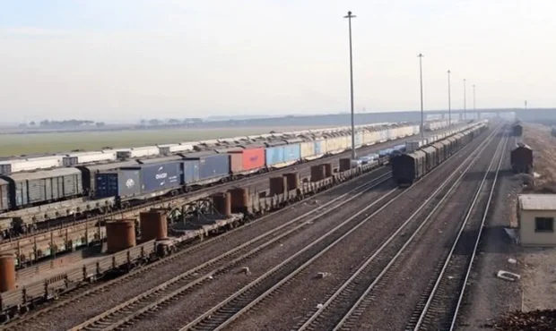 تولد یک غول تجاری در جنوب کشور / خیز بلند چابهار و مکران برای بلعیدن ترانزیت خاورمیانه! تولد یک غول تجاری در جنوب کشور / خیز بلند چابهار و مکران برای بلعیدن ترانزیت خاورمیانه!