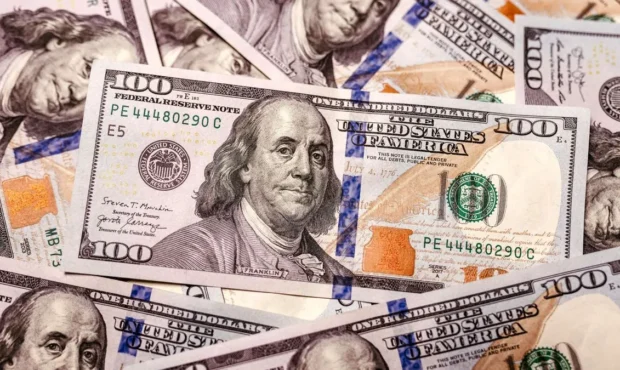 جدیدترین قیمت دلار در بازار آزاد امروز جمعه ۱ اسفند ۱۴۰۴