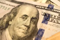 افزایش ناگهانی قیمت دلار در واکنش به اخبار جنگ | دلار بازار آزاد ۱۸ هزار و ۹۳۵ تومان گران شد