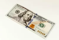 بروزرسانی قیمت دلار، طلا و سکه امروز یکشنبه ۲۶ بهمن ۱۴۰۴ | دلار بازار آزاد امروز چند؟ + جدول