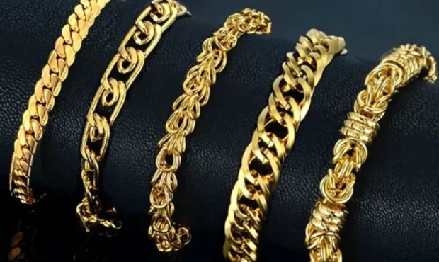 بروزرسانی قیمت طلای ۱۸ عیار امروز دوشنبه ۲۷ بهمن ۱۴۰۴ | ریزش شدید قیمت‌ها آغاز شد + جدول