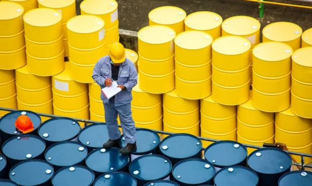 بازار نفت و تحولات منطقه