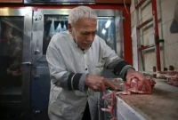 سقوط آزاد قیمت گوشت در آستانه نوروز / توزیع بی‌سابقه گوشت کیلویی ۸۰۰ هزار تومان در بازار!