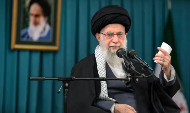 فوری/ توییت معنادار حساب رهبر انقلاب با یک اسم رمز + عکس