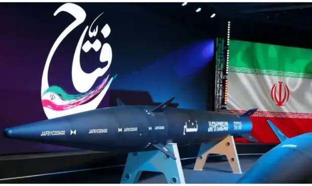 سلاح جدید ایران رونمایی شد / حمله به پایگاه‌های آمریکا با موشک هایپرسونیک فتاح۲