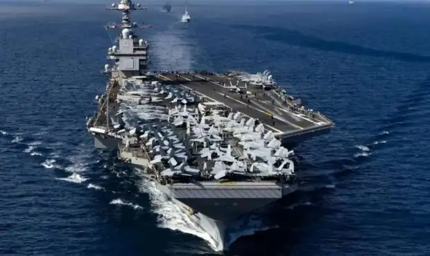 حمله ایران با ۴ موشک کروز به ناو آبراهام لینکلن / توضیحات سپاه درمورد نتایج این درگیری