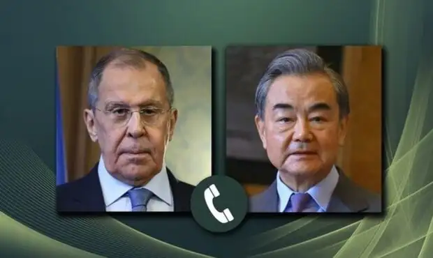 رایزنی وزرای خارجه روسیه و چین درباره ایران رایزنی وزرای خارجه روسیه و چین درباره ایران