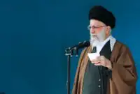 آماده‌سازی مصلی تهران برای استقرار پیکر رهبر شهید+ عکس