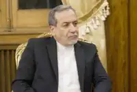 واکنش عراقچی به غرق شدن ناوچه دنا / به شدت پشیمان خواهید شد