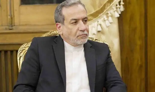 واکنش عراقچی به غرق شدن ناوچه دنا / به شدت پشیمان خواهید شد