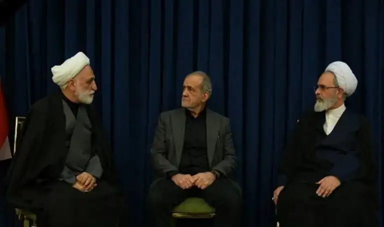 فوری/ واگذاری اختیار اعلان صلح و جنگ به شورای موقت رهبری