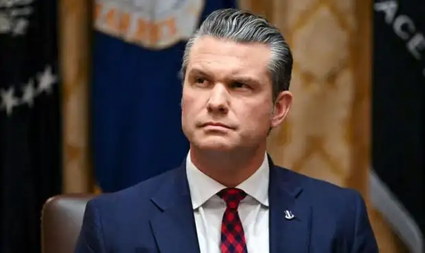 گزافه‌گویی جدید وزیر جنگ آمریکا درباره ایران / ترامپ تعیین‌کننده خواهد بود!