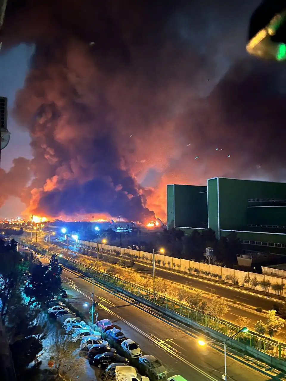 فوری/ انفجارهای شدید در چند نقطه تهران + عکس