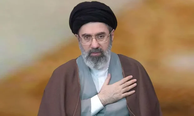 مهر تایید صداوسیما بر جانبازی آیت‌الله مجتبی خامنه‌ای در جنگ اخیر