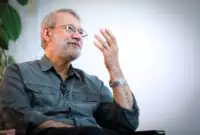 واکنش لاریجانی به اظهارات مکرون درمورد امنیت در تنگه هرمز