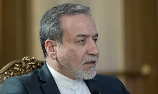 واکنش تند عراقچی به اعترافات سنتکام