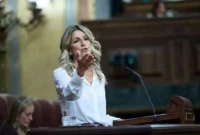 واکنش تند اسپانیا به موضع رئیس کمیسیون اروپا در قبال جنگ علیه ایران