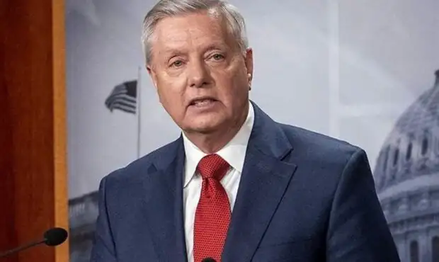 اعتراف بزرگ لیندسی گراهام به اشتباه بودن جنگ با ایران / براندازی ممکن نیست!