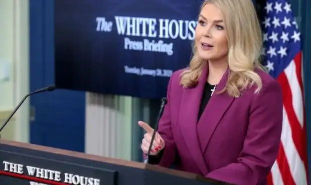 ادعای عجیب کاخ سفید درباره اسکورت نفتکشها در تنگه هرمز ادعای عجیب کاخ سفید درباره اسکورت نفتکشها در تنگه هرمز