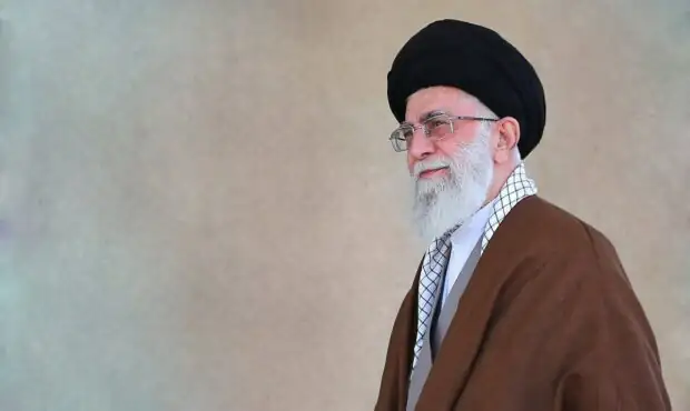 کارت سادە عروسی رهبر شهید انقلاب+ عکس