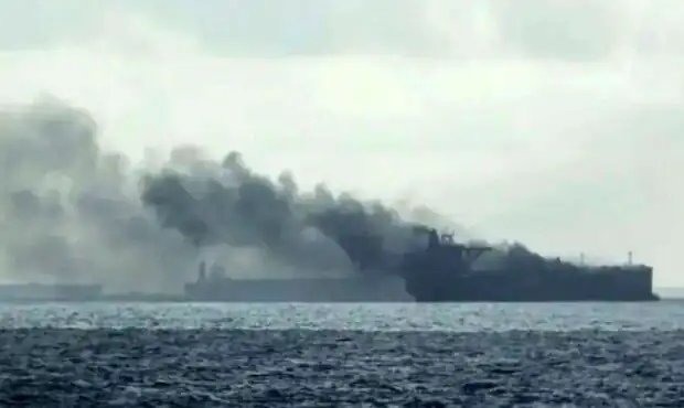 فوری/ حمله به یک کشتی در تنگه هرمز 