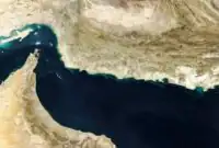 به هر کشتی که پشت بیسیم سه بار مرگ بر آمریکا گفت، اجازه عبور از تنگه هرمز بدهید به هر کشتی که پشت بیسیم سه بار مرگ بر آمریکا گفت، اجازه عبور از تنگه هرمز بدهید